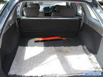 2001 Nissan Expert Pictures