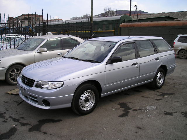 2002 Nissan Expert