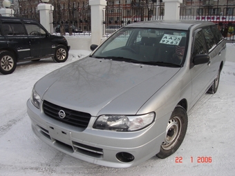 2002 Nissan Expert