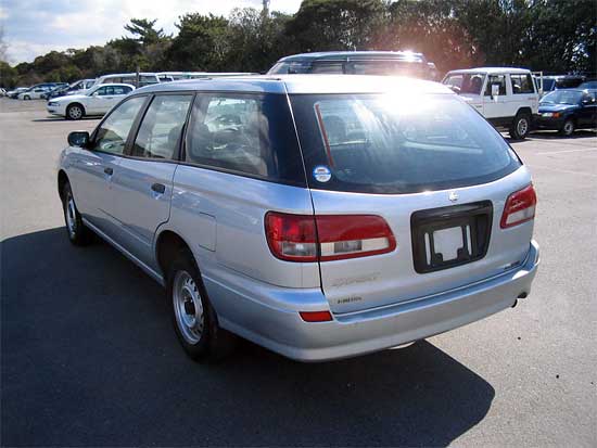 2002 Nissan Expert Images