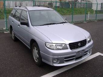 2002 Nissan Expert Photos