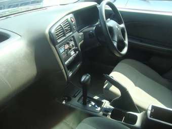 2002 Nissan Expert Images