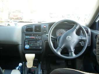2002 Nissan Expert For Sale