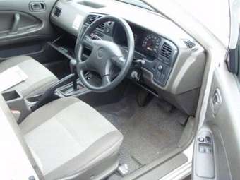2002 Nissan Expert For Sale