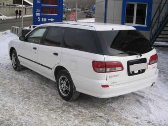 2002 Nissan Expert Pictures
