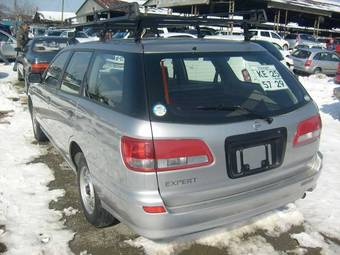 2002 Nissan Expert Images