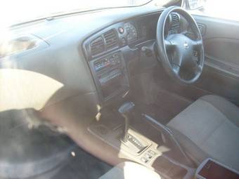 2002 Nissan Expert Pictures