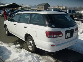 2002 Nissan Expert Pictures