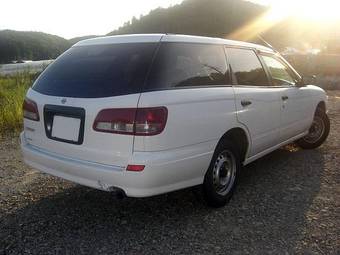 2002 Nissan Expert Pictures