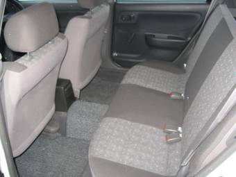 2002 Nissan Expert Pictures