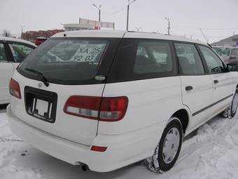 2002 Nissan Expert Photos