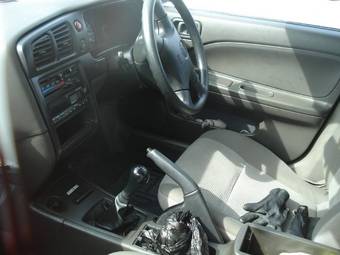 2002 Nissan Expert Photos