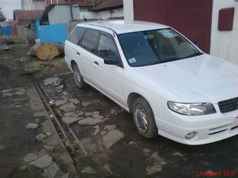 2002 Nissan Expert Pics
