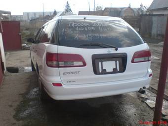 2002 Nissan Expert Photos
