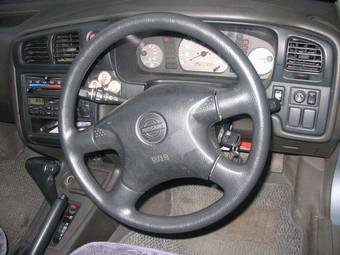 2002 Nissan Expert For Sale