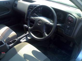 2002 Nissan Expert For Sale