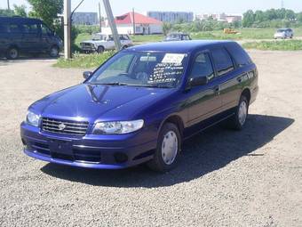 2002 Nissan Expert Pictures