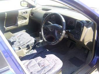 2002 Nissan Expert Pics