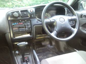 2002 Nissan Expert Photos