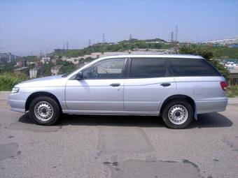 2002 Nissan Expert Pictures