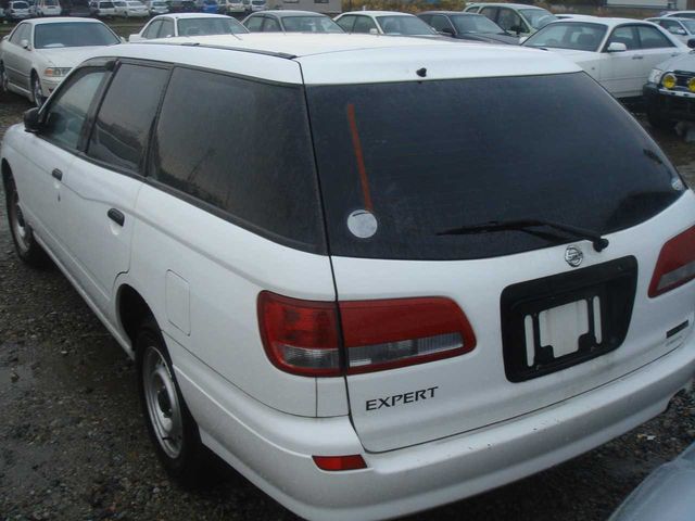 2003 Nissan Expert