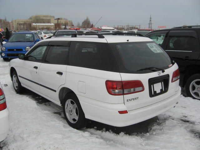 2003 Nissan Expert