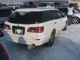 2003 Nissan Expert Pictures