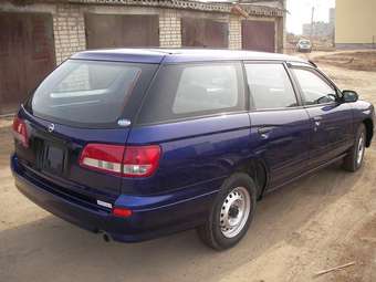 2003 Nissan Expert Pictures