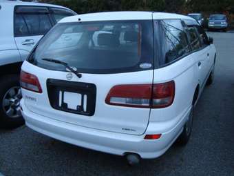 2003 Nissan Expert Pics