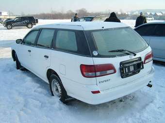 2003 Nissan Expert Pictures