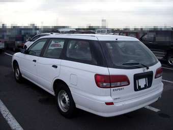 2003 Nissan Expert Photos