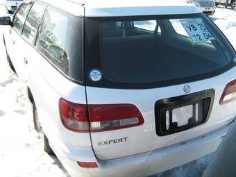 2003 Nissan Expert Photos