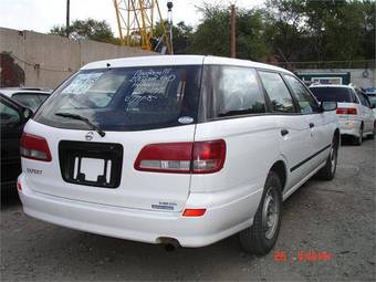 2003 Nissan Expert Photos