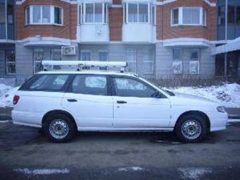 2003 Nissan Expert Pictures