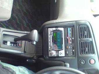 2003 Nissan Expert Images