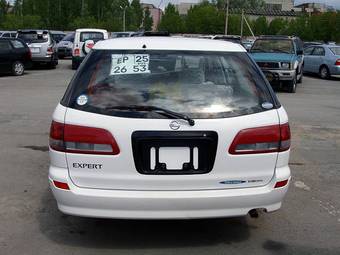 2003 Nissan Expert Pictures