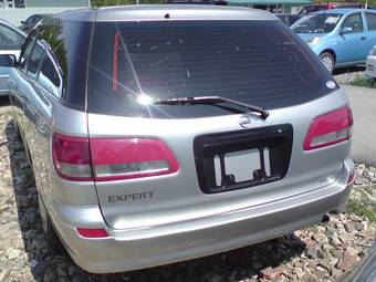 2003 Nissan Expert Photos