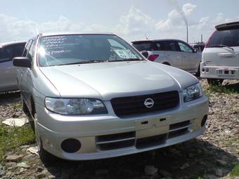 2003 Nissan Expert Pictures