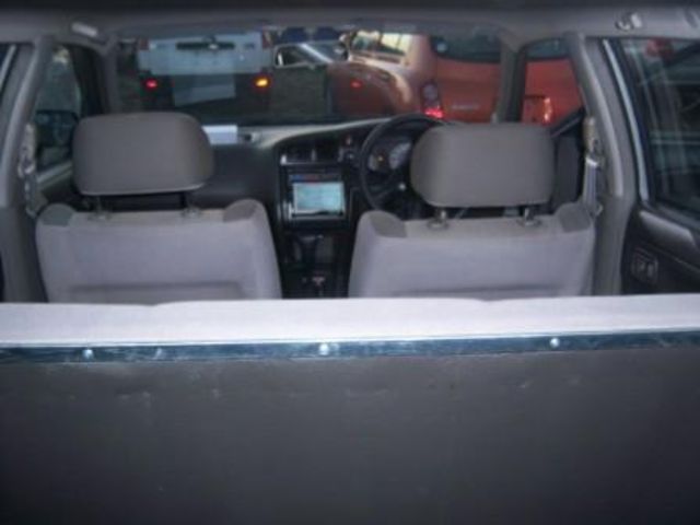 2004 Nissan Expert