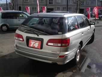 2004 Nissan Expert Photos