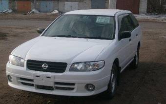 2004 Nissan Expert Photos