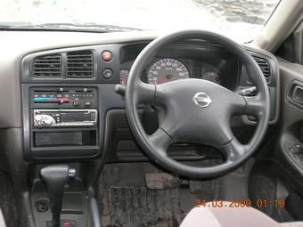 2004 Nissan Expert For Sale