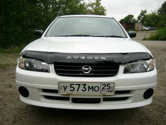 2004 Nissan Expert Photos