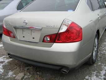 2004 Nissan Fuga Pictures