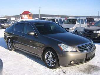2004 Nissan Fuga Pictures