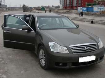 2004 Nissan Fuga Pictures