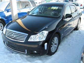 2004 Nissan Fuga Pictures