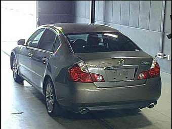 2004 Nissan Fuga Pictures