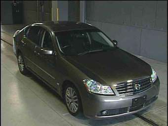 2004 Nissan Fuga Pics