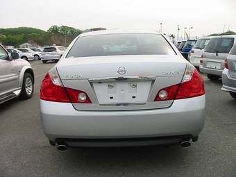 2004 Nissan Fuga Pictures